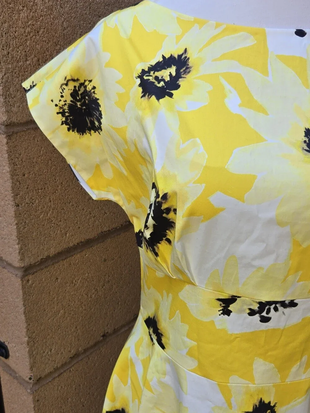Kate Spade Sunny Daisy Fiorella Yellow Fit-and-Flare Dress NWT